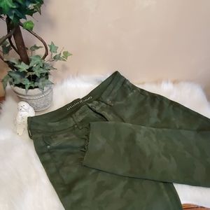 Articles of Society camo, fringed cuff Jean's, sz